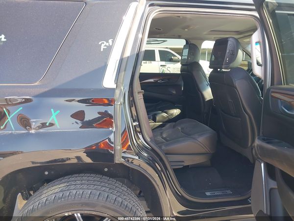 2017 CADILLAC ESCALADE LUXURY