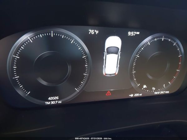 2020 VOLVO XC40 T5 R-DESIGN