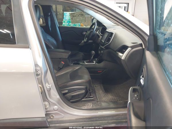 2018 JEEP CHEROKEE TRAILHAWK 4X4