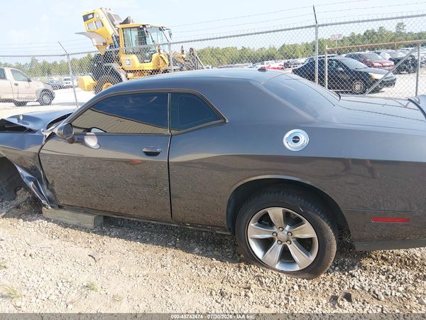 2021 DODGE CHALLENGER SXT
