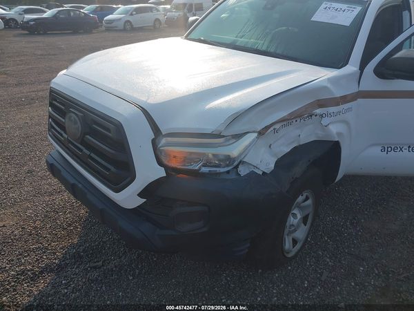 2018 TOYOTA TACOMA SR