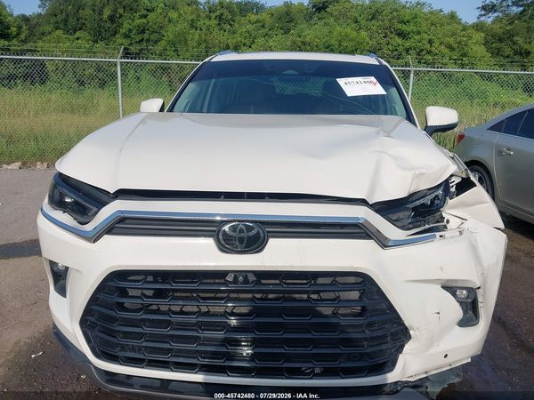 2024 TOYOTA GRAND HIGHLANDER PLATINUM