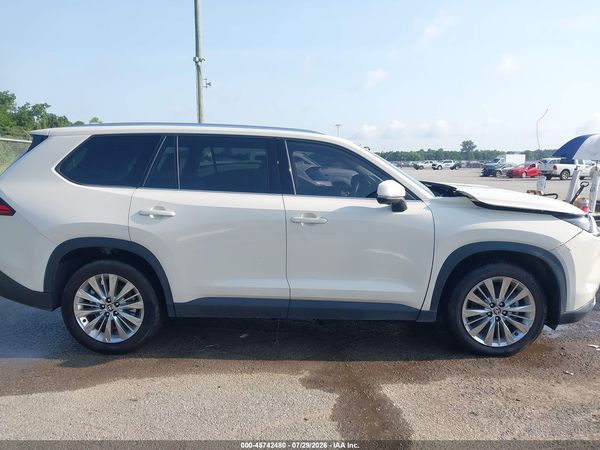 2024 TOYOTA GRAND HIGHLANDER PLATINUM