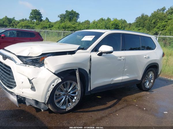 2024 TOYOTA GRAND HIGHLANDER PLATINUM