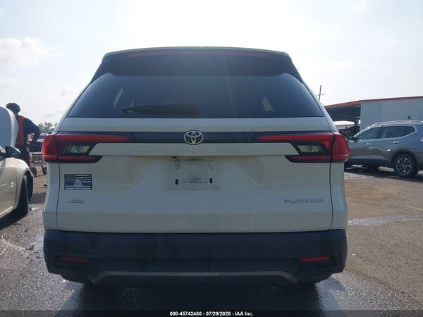 2024 TOYOTA GRAND HIGHLANDER PLATINUM