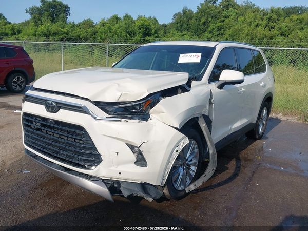 2024 TOYOTA GRAND HIGHLANDER PLATINUM