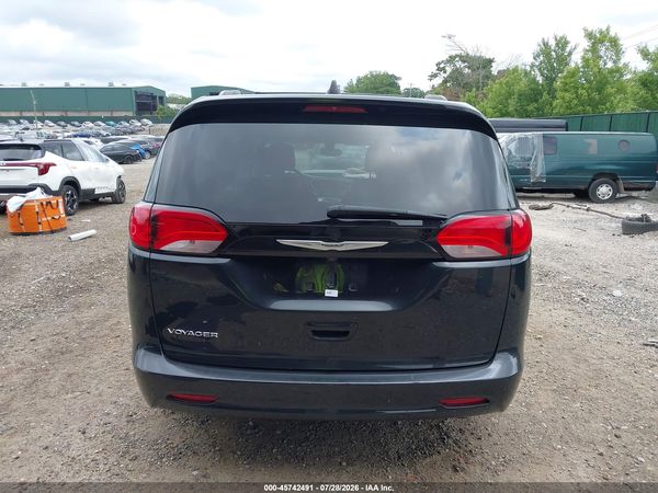 2021 CHRYSLER VOYAGER LXI