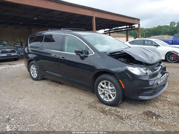 2021 CHRYSLER VOYAGER LXI