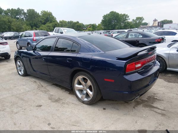 2013 DODGE CHARGER SXT