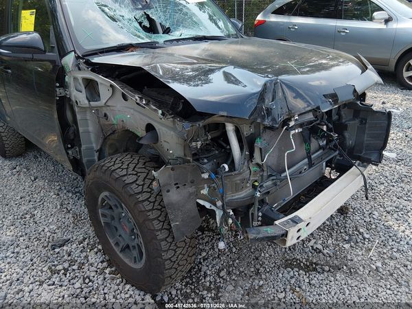 2020 TOYOTA 4RUNNER SR5 PREMIUM