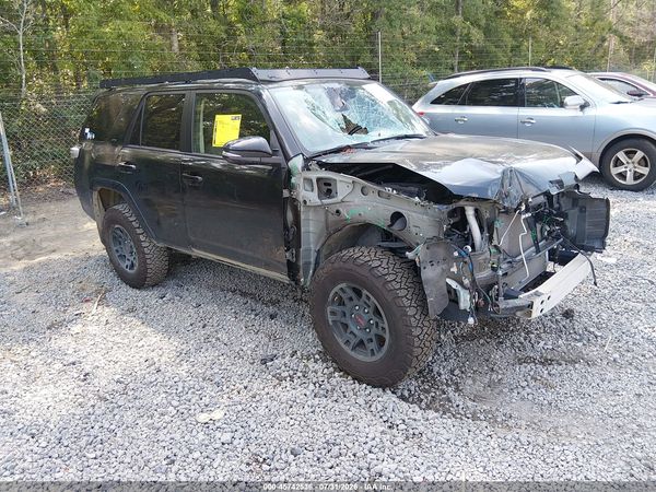 2020 TOYOTA 4RUNNER SR5 PREMIUM