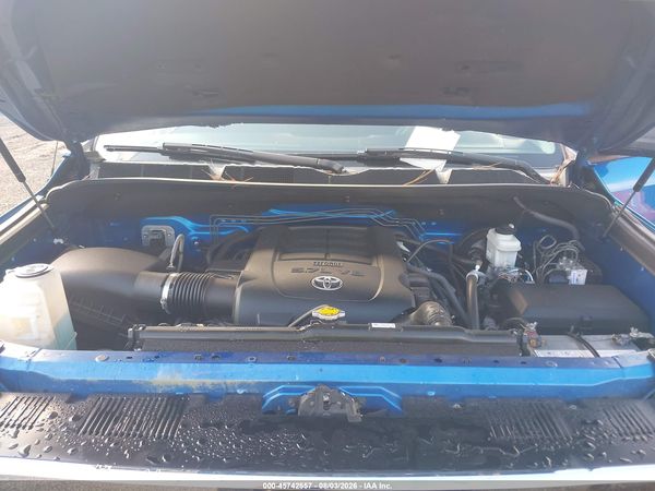 2017 TOYOTA TUNDRA SR5 5.7L V8