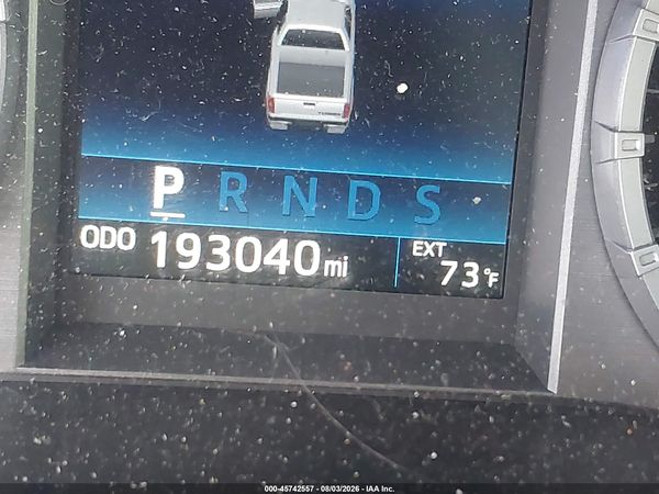2017 TOYOTA TUNDRA SR5 5.7L V8