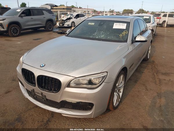 2015 BMW 750I