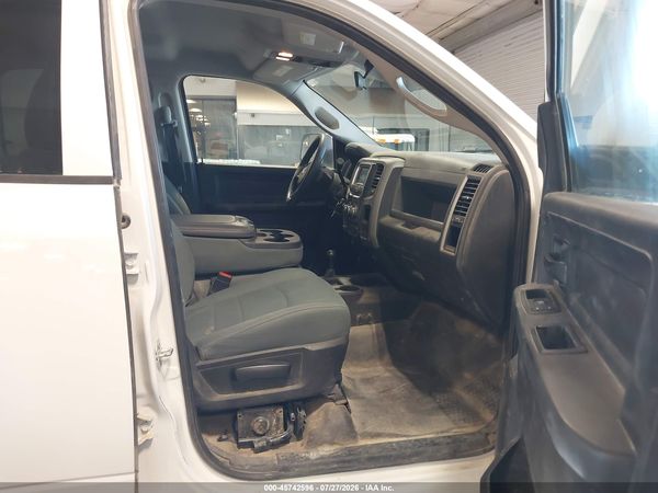 2017 RAM 3500 TRADESMAN  4X4 6'4 BOX
