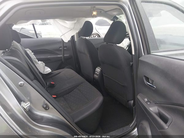 2024 NISSAN KICKS SV XTRONIC CVT — I8