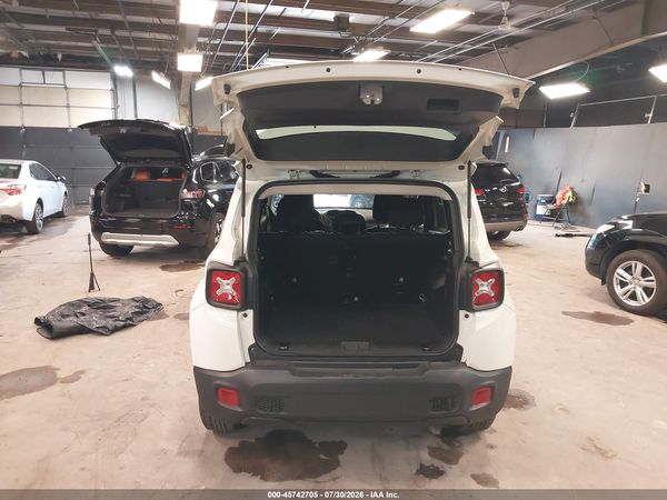 2022 JEEP RENEGADE LATITUDE 4X4