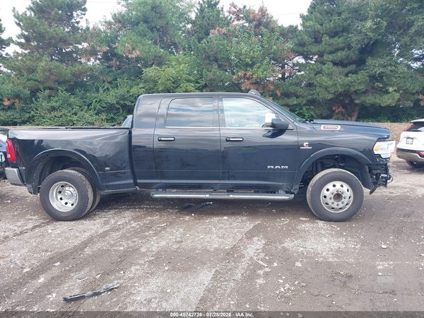 2022 RAM 3500 LARAMIE  4X4 6'4 BOX