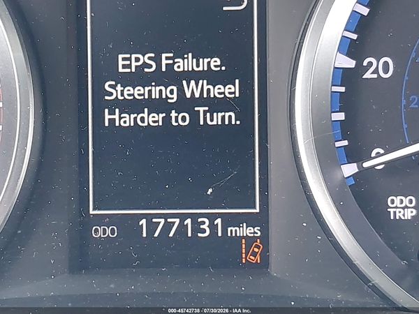 2017 TOYOTA HIGHLANDER LE