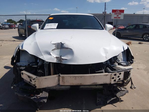 2017 LEXUS IS 200T