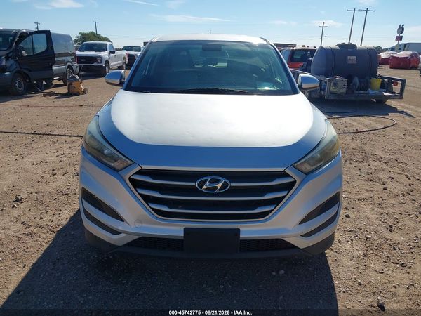 2018 HYUNDAI TUCSON SE