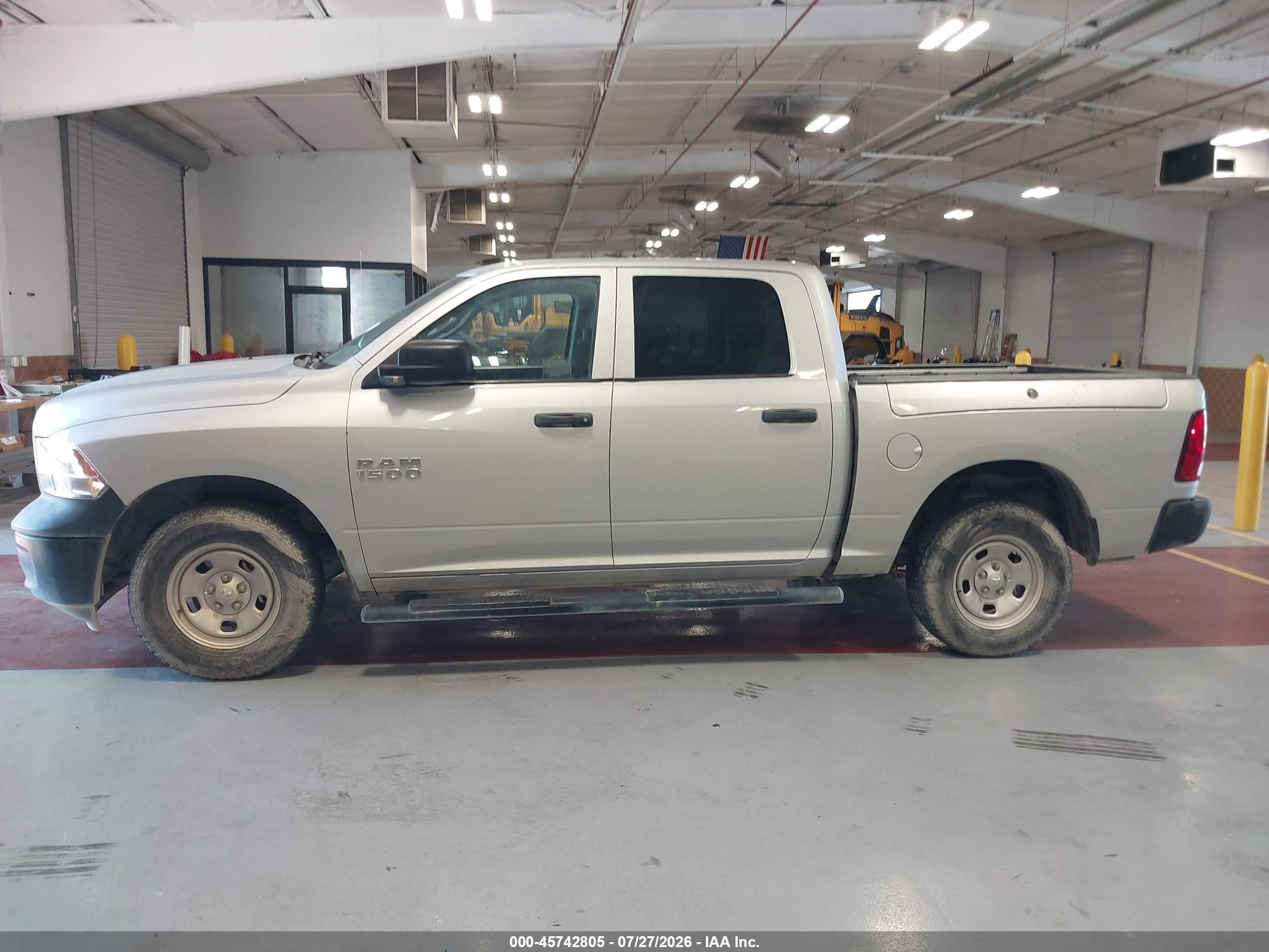 2018 RAM 1500 TRADESMAN  4X4 5'7 BOX