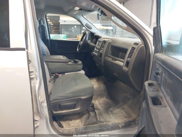 2018 RAM 1500 TRADESMAN  4X4 5'7 BOX