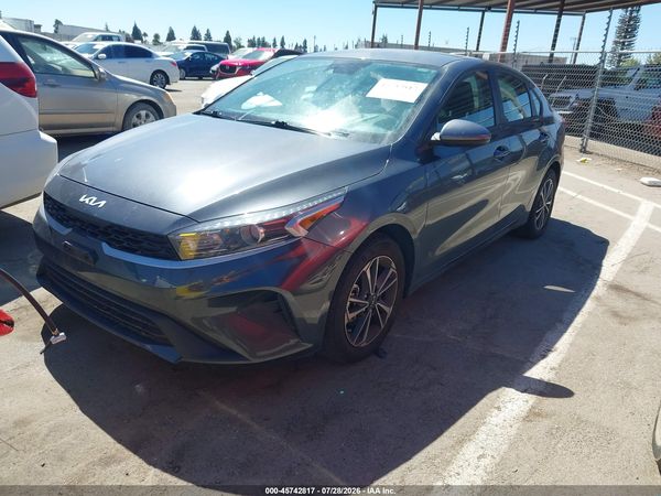 2024 KIA FORTE LXS