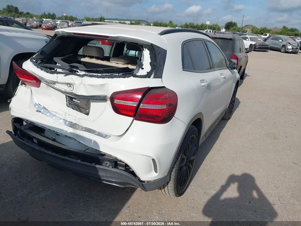 2020 MERCEDES-BENZ GLA 250 GLA250