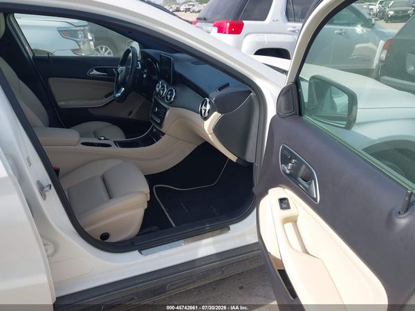 2020 MERCEDES-BENZ GLA 250 GLA250