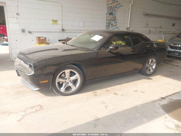 2012 DODGE CHALLENGER SXT