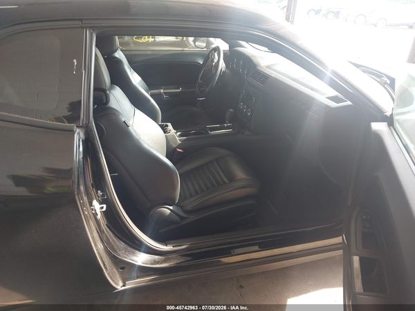 2012 DODGE CHALLENGER SXT