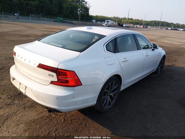2018 VOLVO S90 T5 MOMENTUM