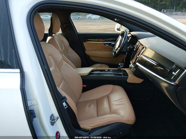 2018 VOLVO S90 T5 MOMENTUM