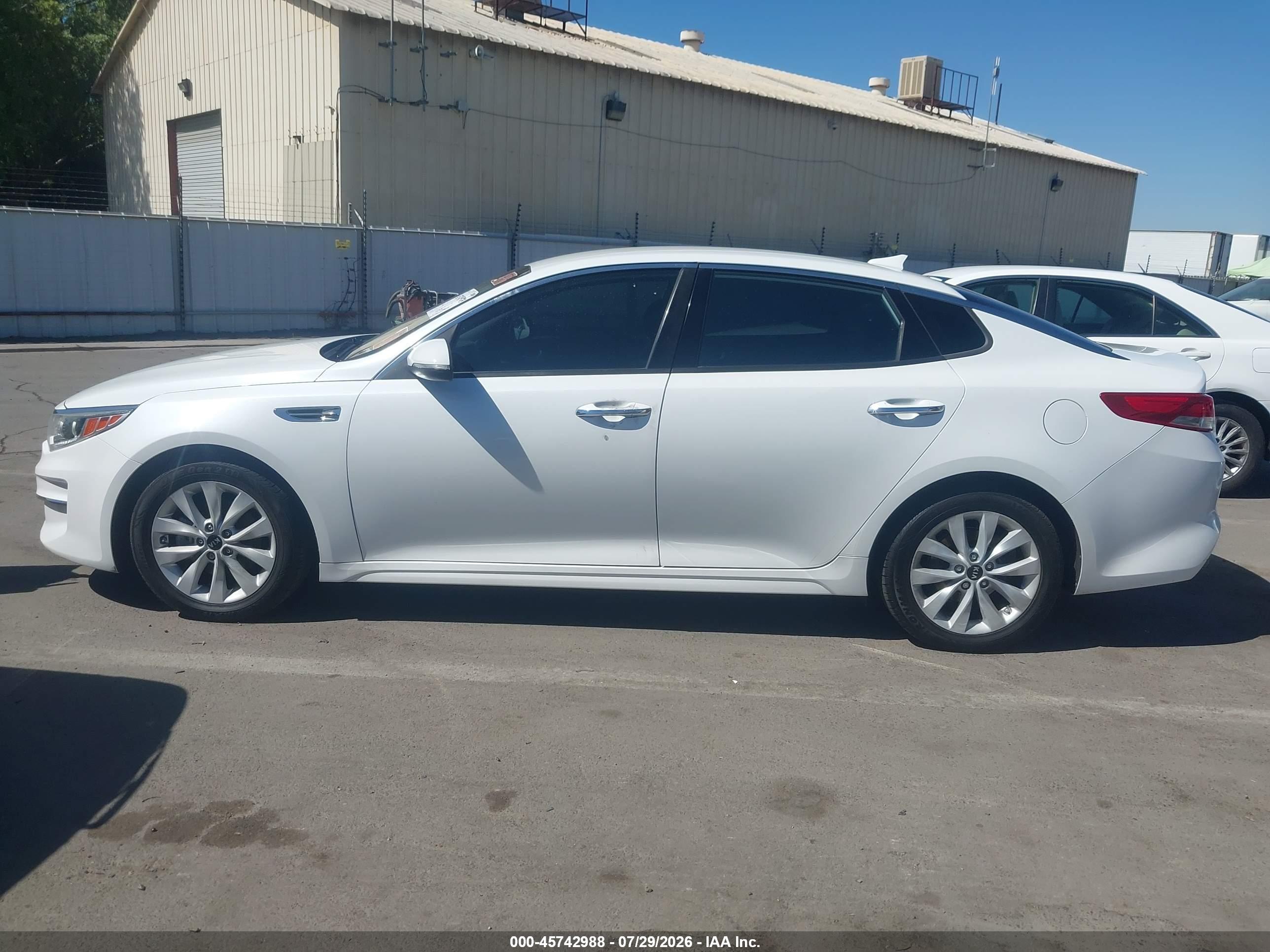 2017 KIA OPTIMA EX