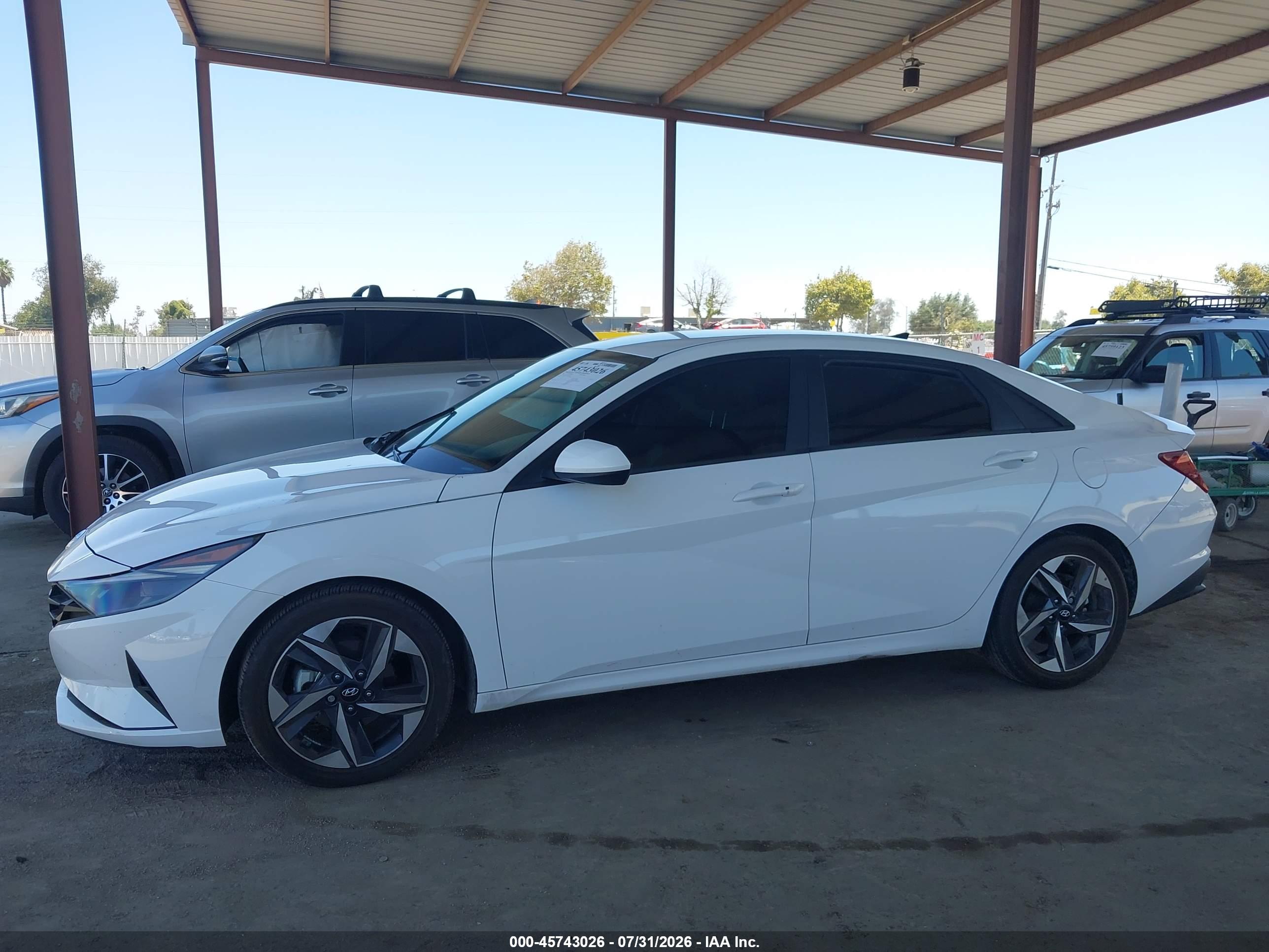 2023 HYUNDAI ELANTRA SEL