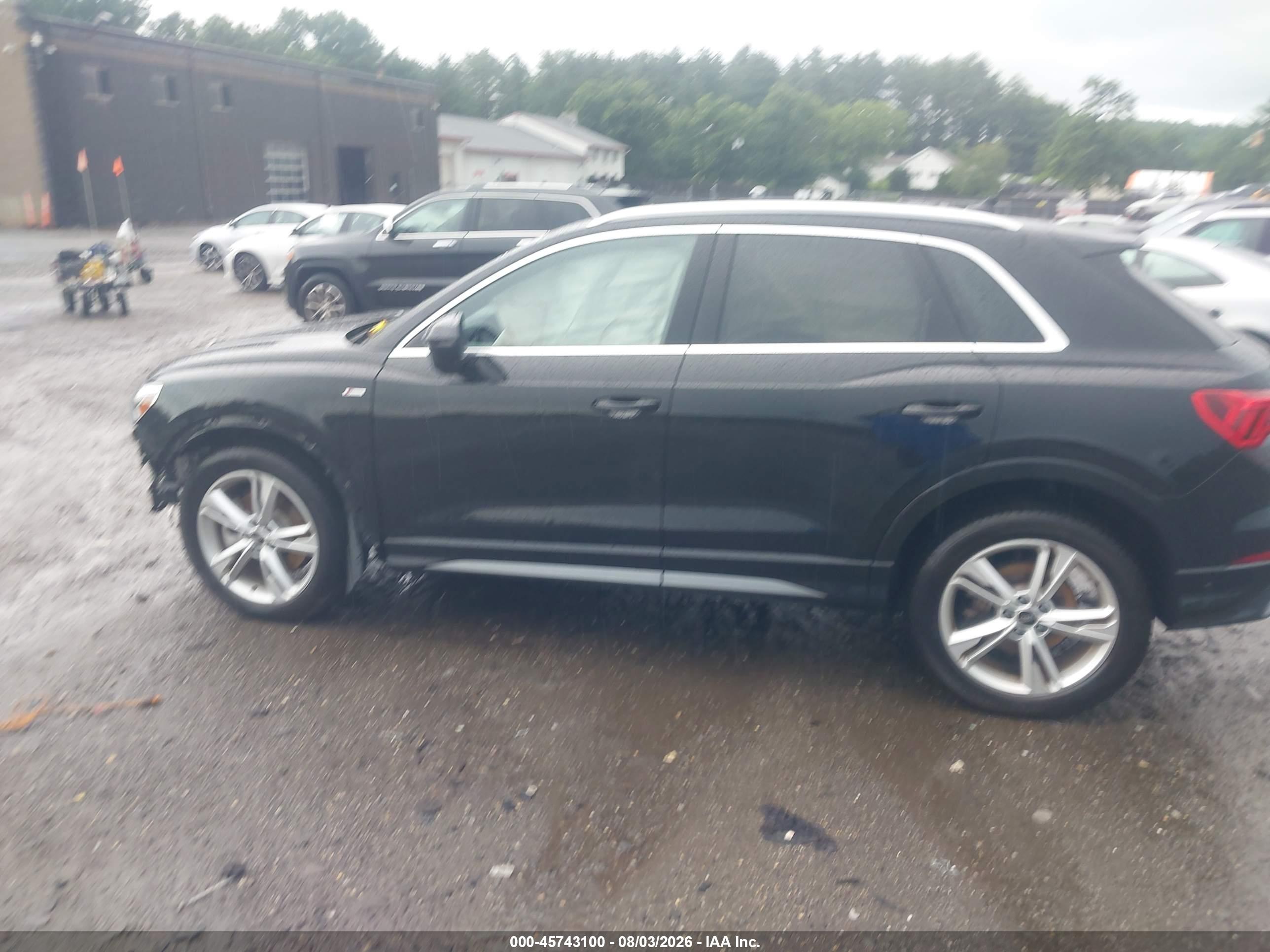 2024 AUDI Q3