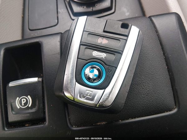 2014 BMW I3 BASE W/RANGE EXTENDER — I11