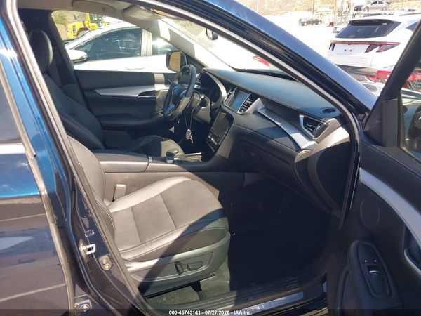 2019 INFINITI QX50 LUXE