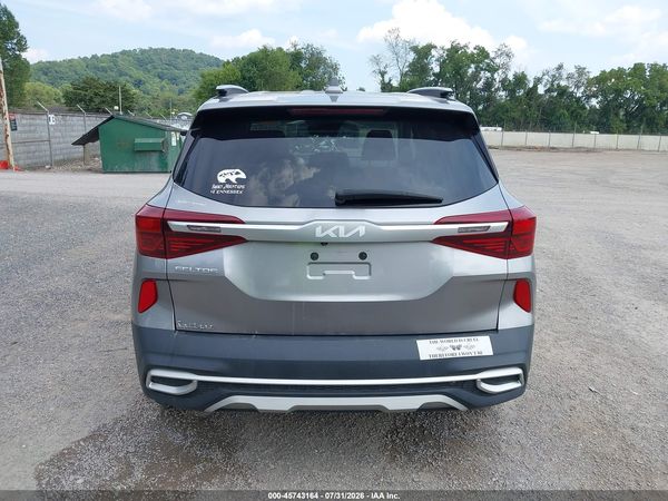 2022 KIA SELTOS EX