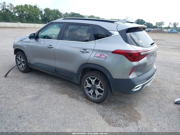 2022 KIA SELTOS EX