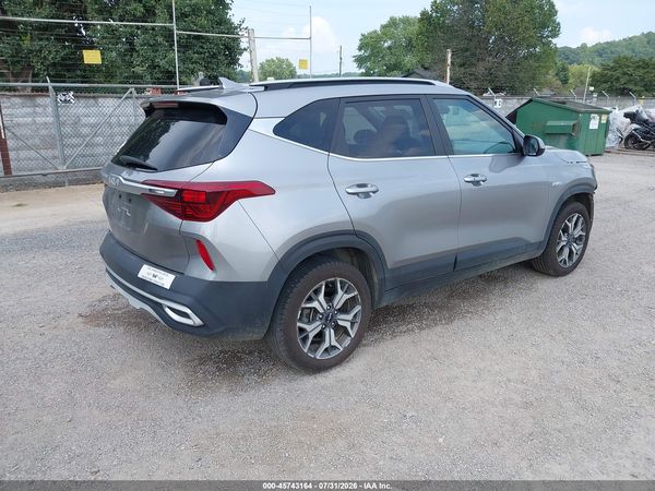 2022 KIA SELTOS EX