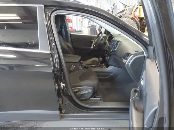 2019 JEEP CHEROKEE LATITUDE 4X4