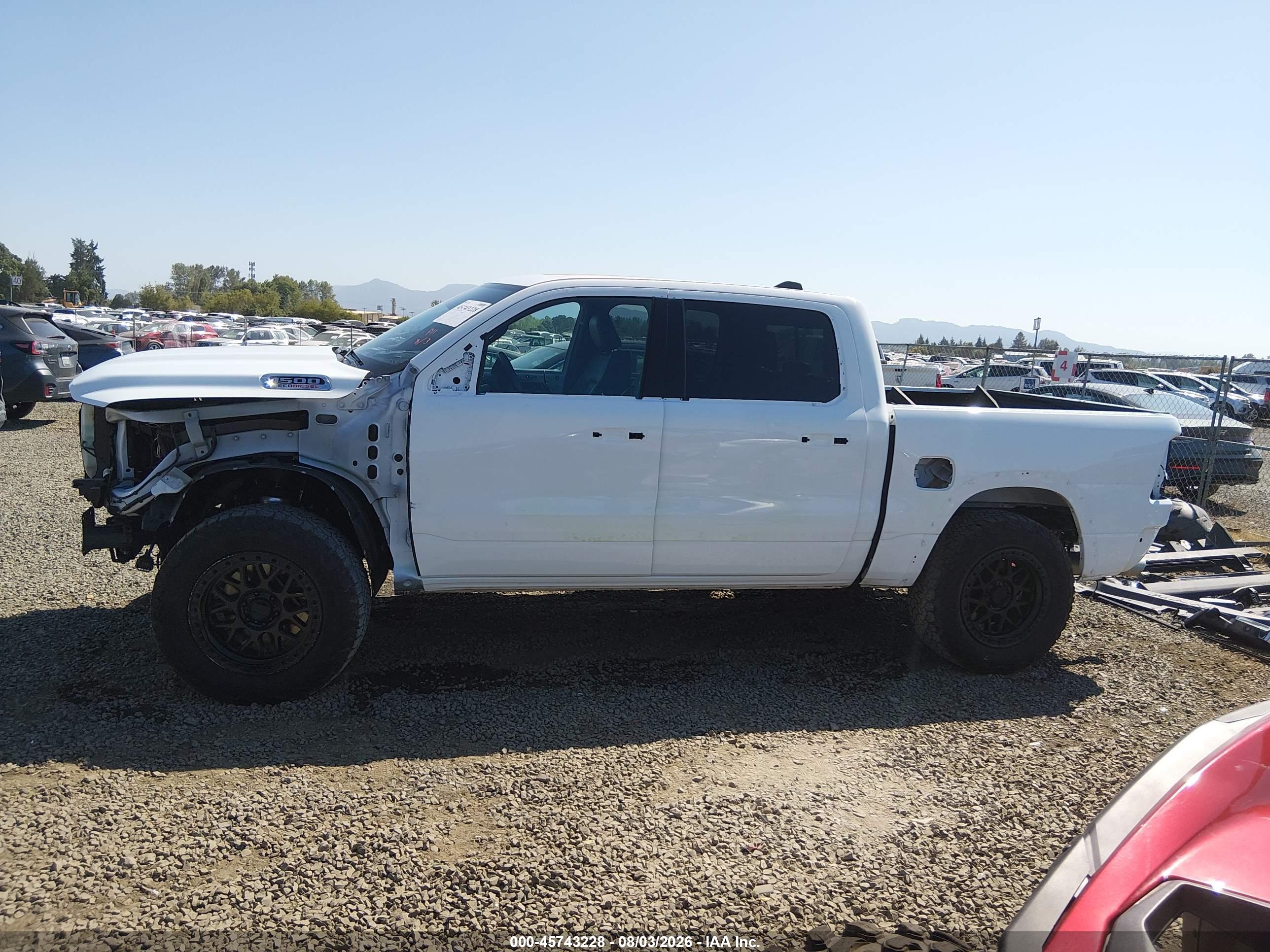 2023 RAM 1500 LIMITED  4X4 5'7 BOX