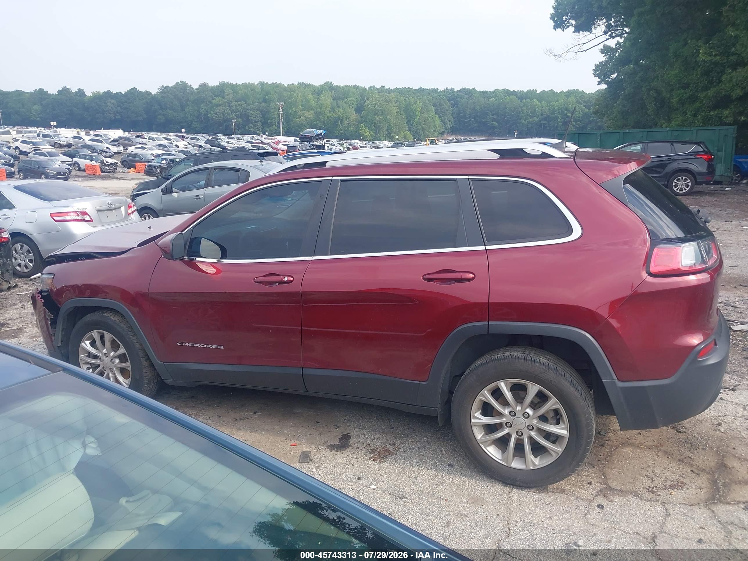 2019 JEEP CHEROKEE LATITUDE FWD