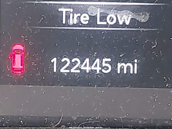 2019 JEEP CHEROKEE LATITUDE FWD