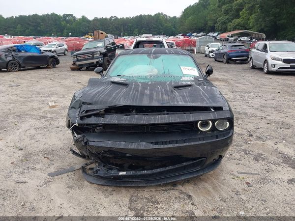 2020 DODGE CHALLENGER SXT