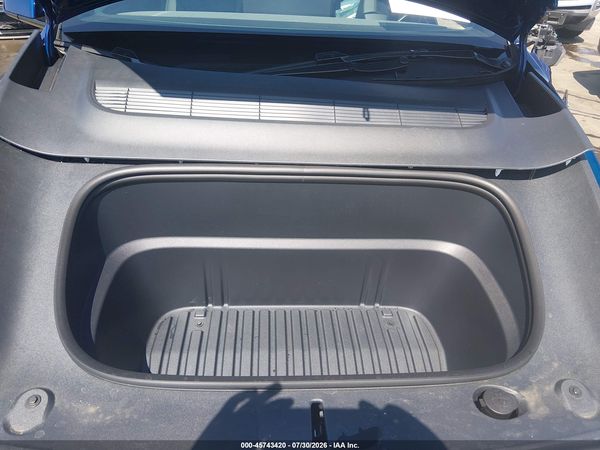 2026 TESLA MODEL Y
