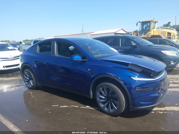2026 TESLA MODEL Y