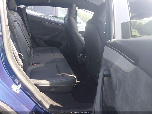 2026 TESLA MODEL Y